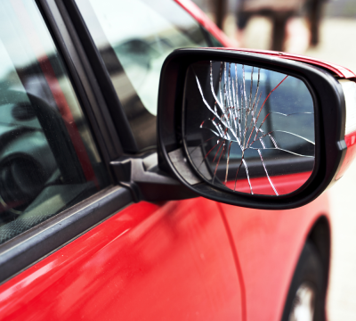5 Signs Your Side Mirror Needs Replacing-Before It’s Too Late