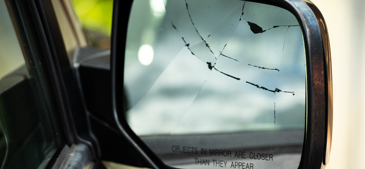 How Ignoring a Damaged Side Mirror Could Cost You More Than You Think?